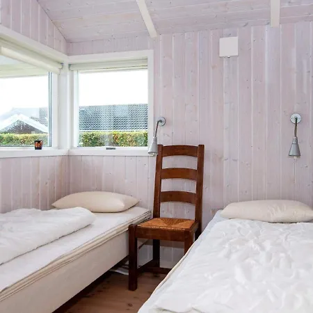 Three-bedroom Holiday In Haderslev 11 *